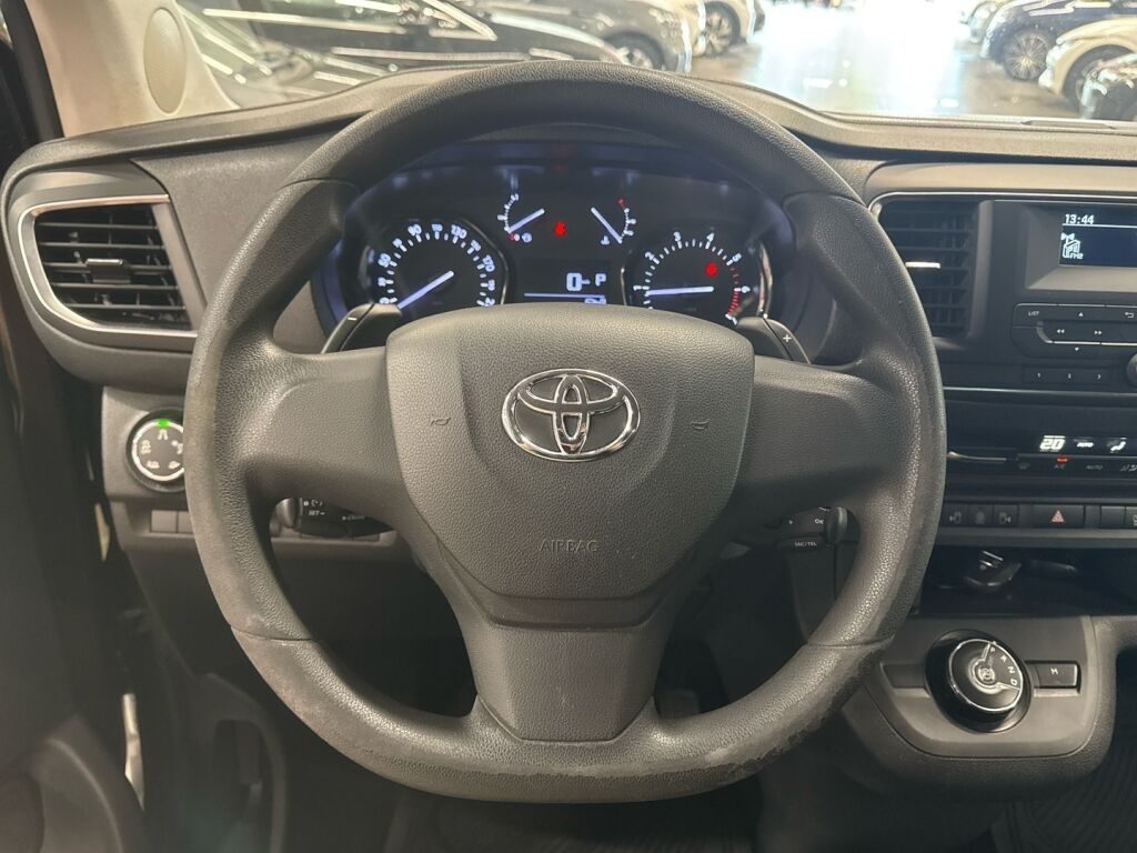 Toyota Proace Verso 2017 Ruskea (beige)