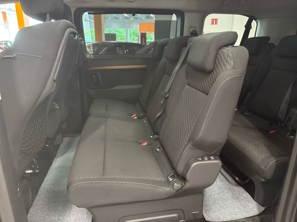 Toyota Proace Verso 2017 Ruskea (beige)