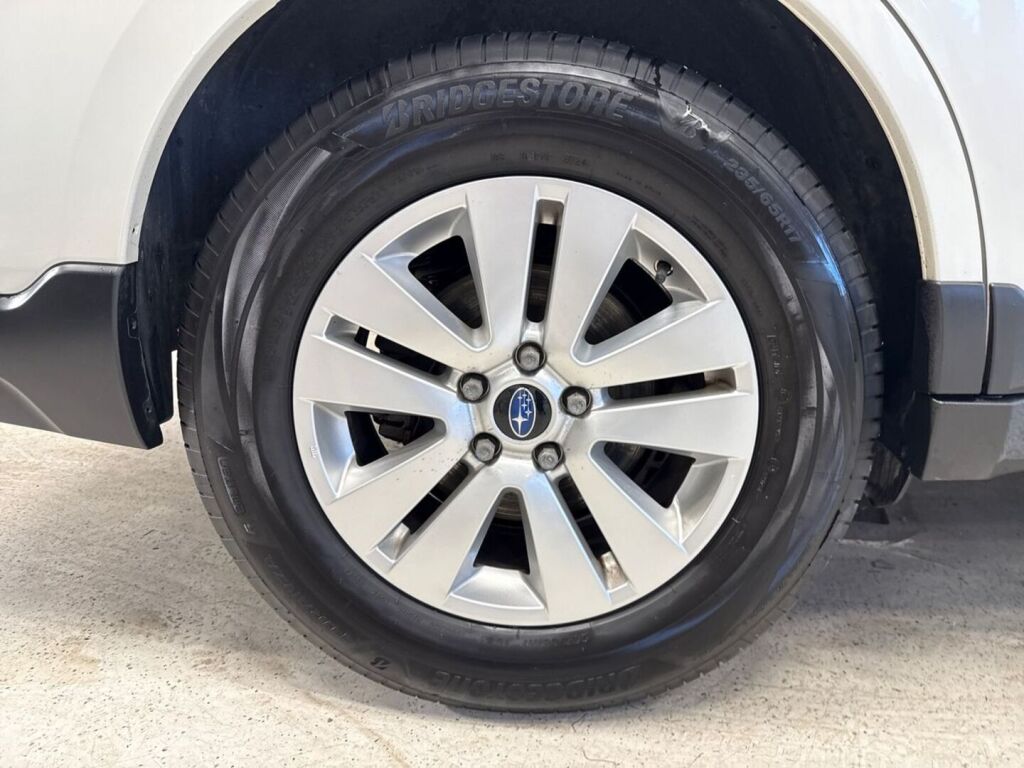 Subaru Outback 2017 Valkoinen