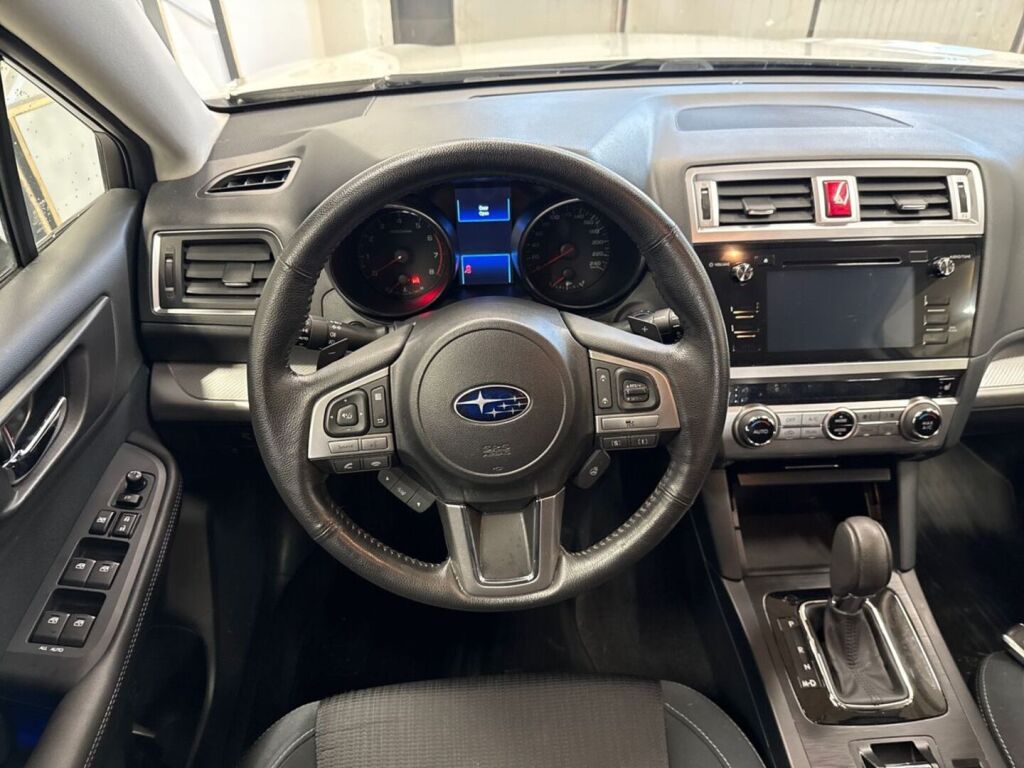 Subaru Outback 2017 Valkoinen