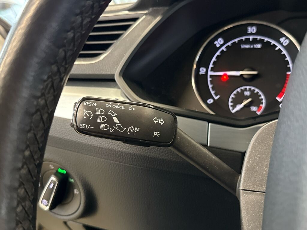 Skoda Superb 2017 Valkoinen