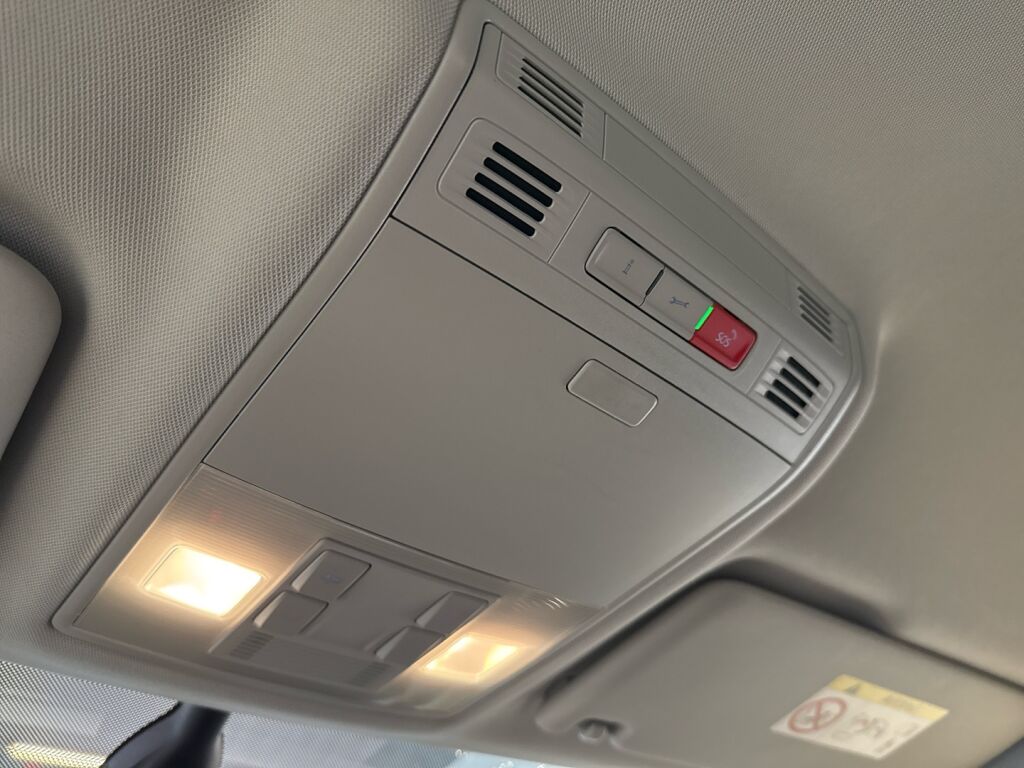 Skoda Superb 2017 Valkoinen