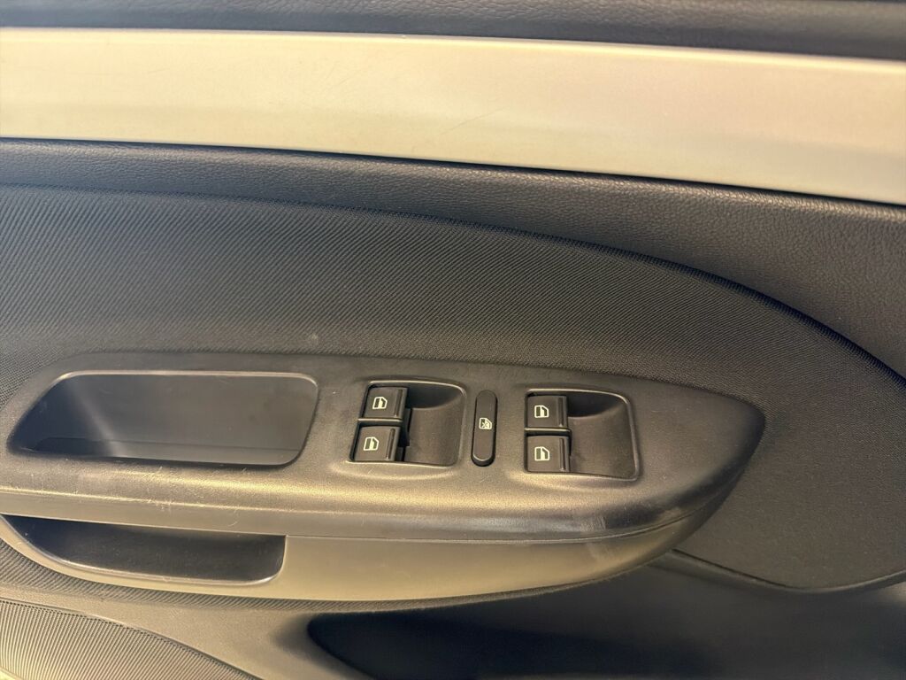 Skoda Octavia 2008 Valkoinen