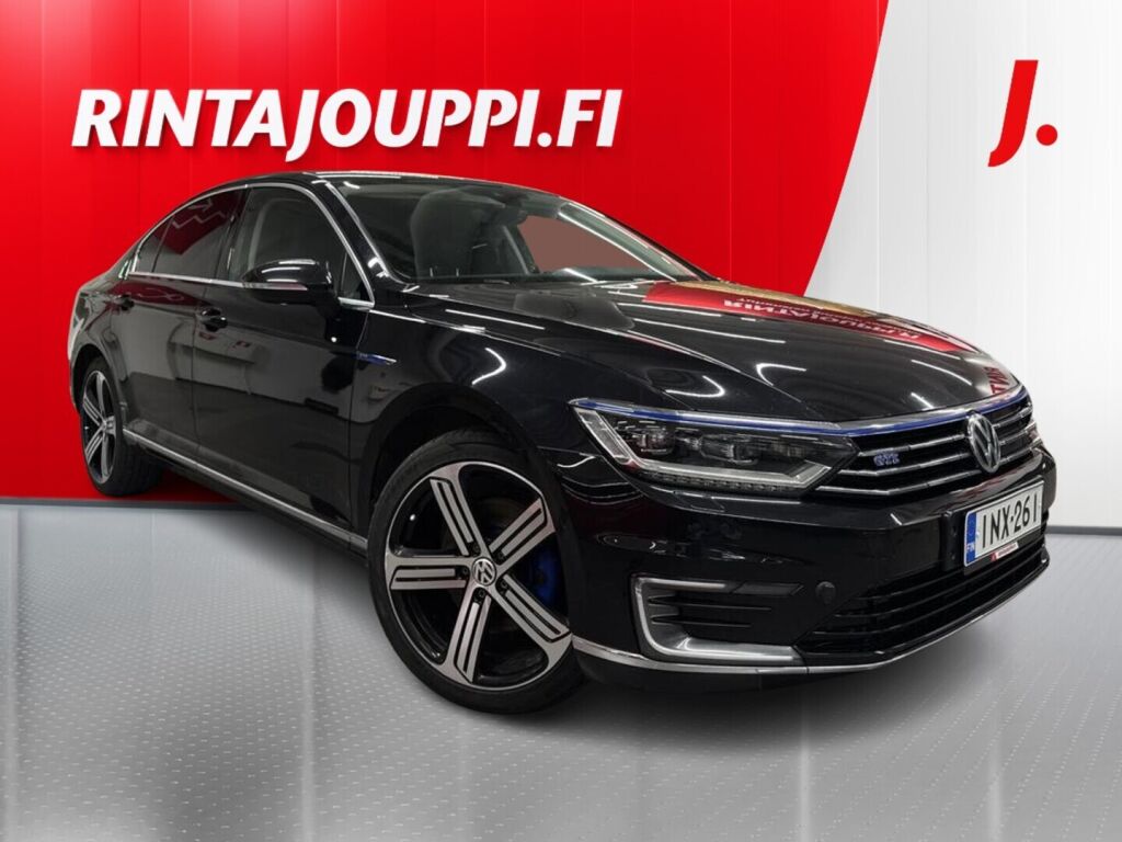 Volkswagen Passat 2016 Musta