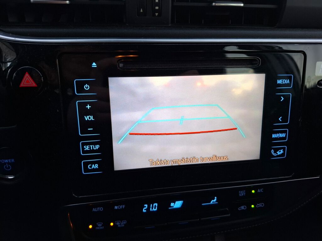 Toyota Auris 2017 Valkoinen