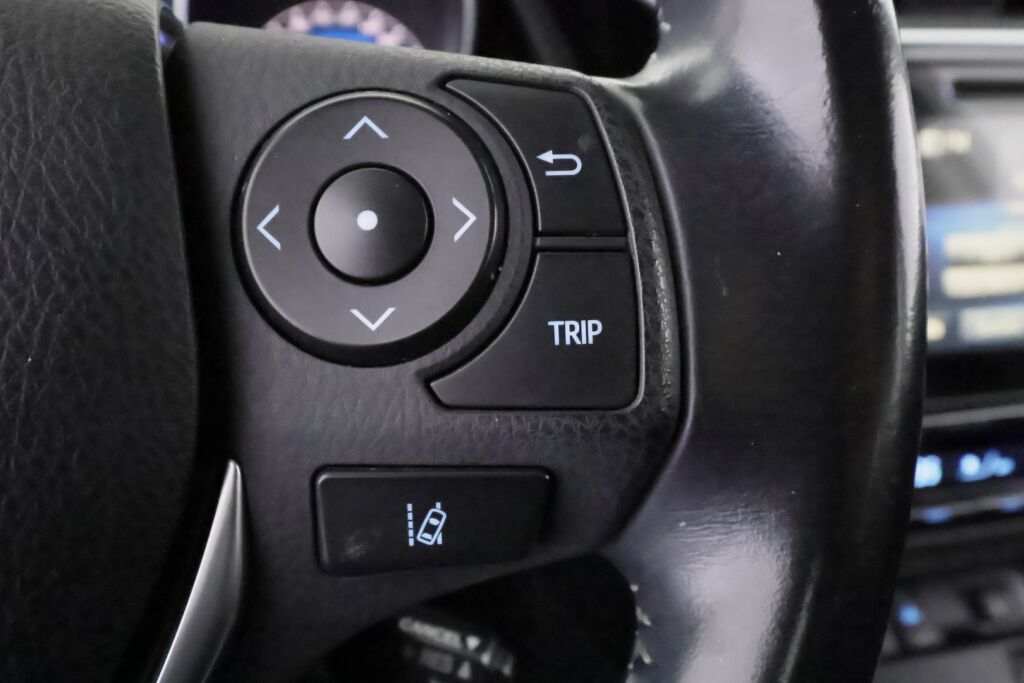 Toyota Auris 2017 Valkoinen