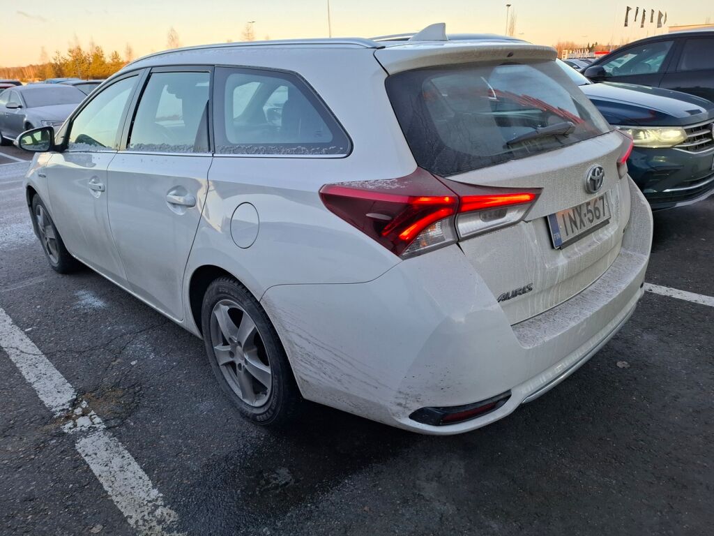 Toyota Auris 2017 Valkoinen