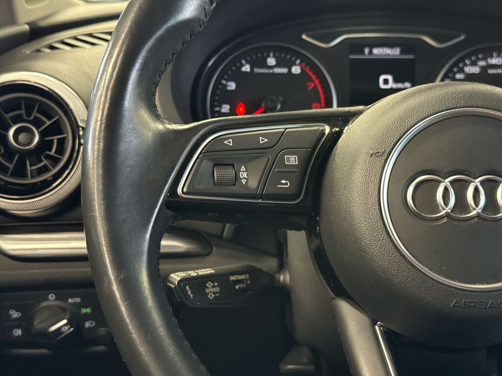 Audi A3 2017 Musta