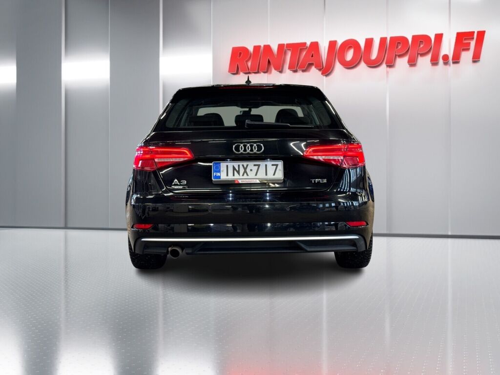 Audi A3 2017 Musta