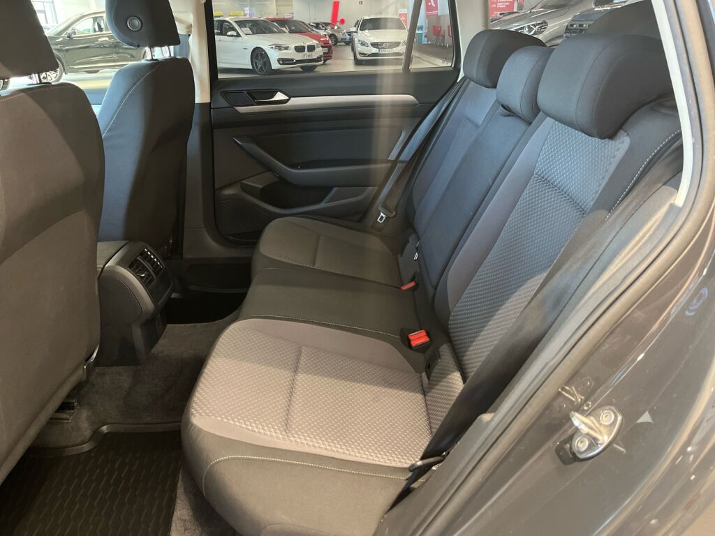 Volkswagen Passat 2017 Harmaa