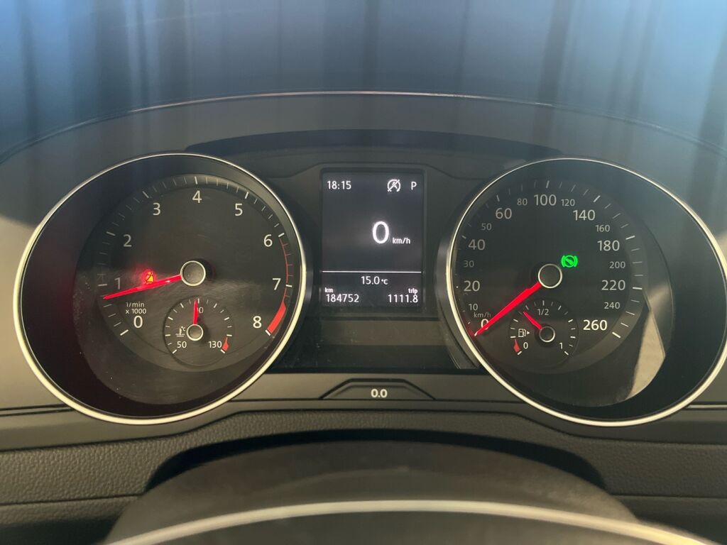 Volkswagen Passat 2017 Harmaa