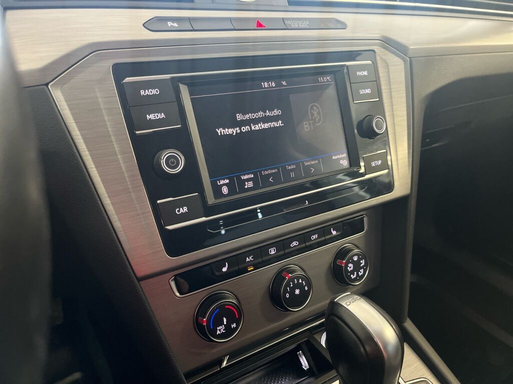 Volkswagen Passat 2017 Harmaa