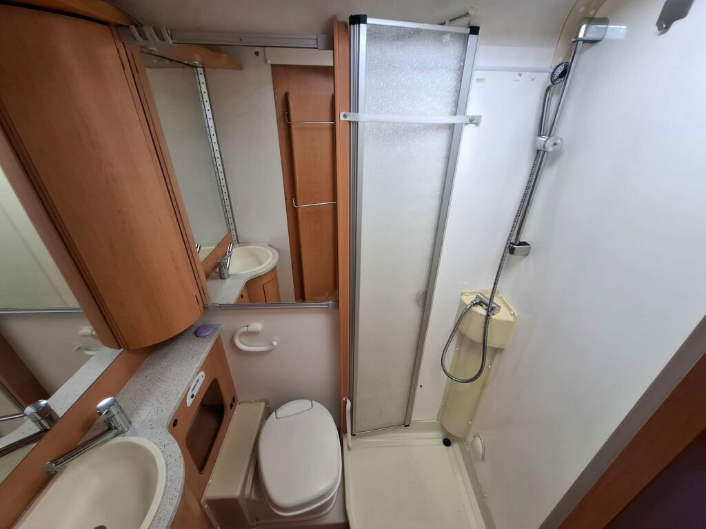 Hymer Camp A 682 CL 2007 Harmaa
