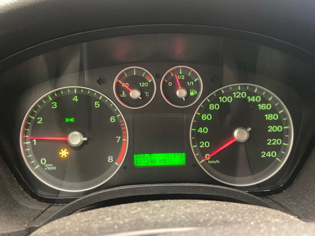 Ford Focus 2006 Sininen