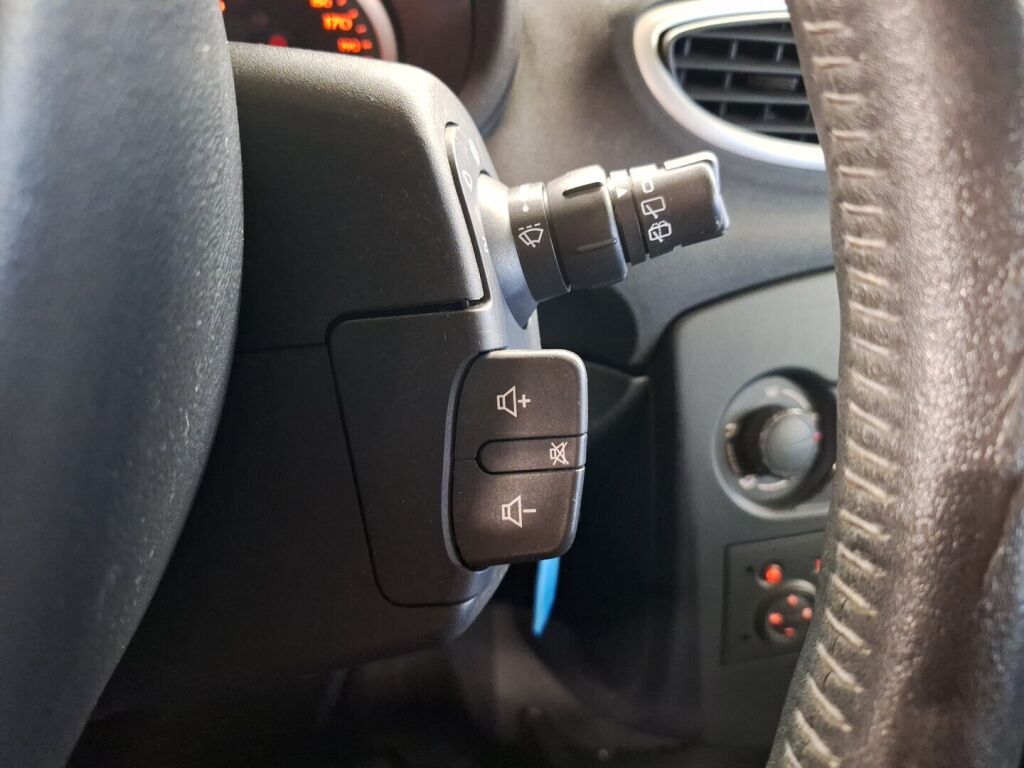 Renault Clio 2006 Sininen