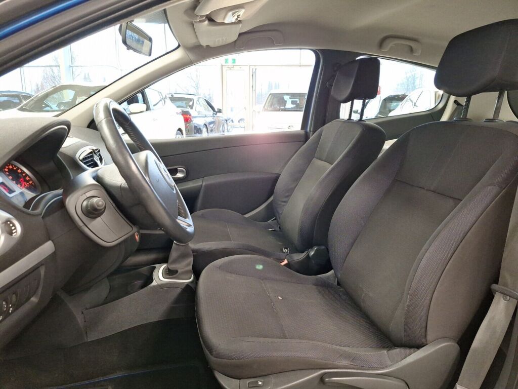 Renault Clio 2006 Sininen
