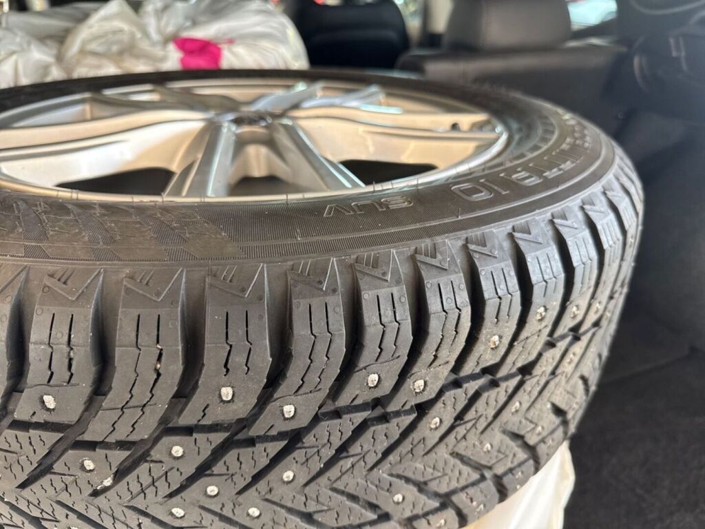 Nissan Qashqai 2018 Metallinhohto Harmaa