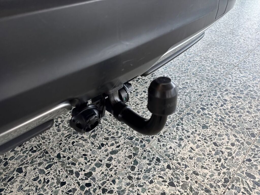 Nissan Qashqai 2018 Metallinhohto Harmaa