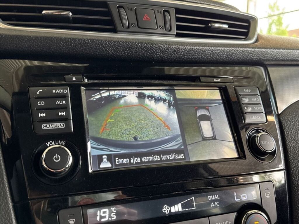 Nissan Qashqai 2018 Metallinhohto Harmaa