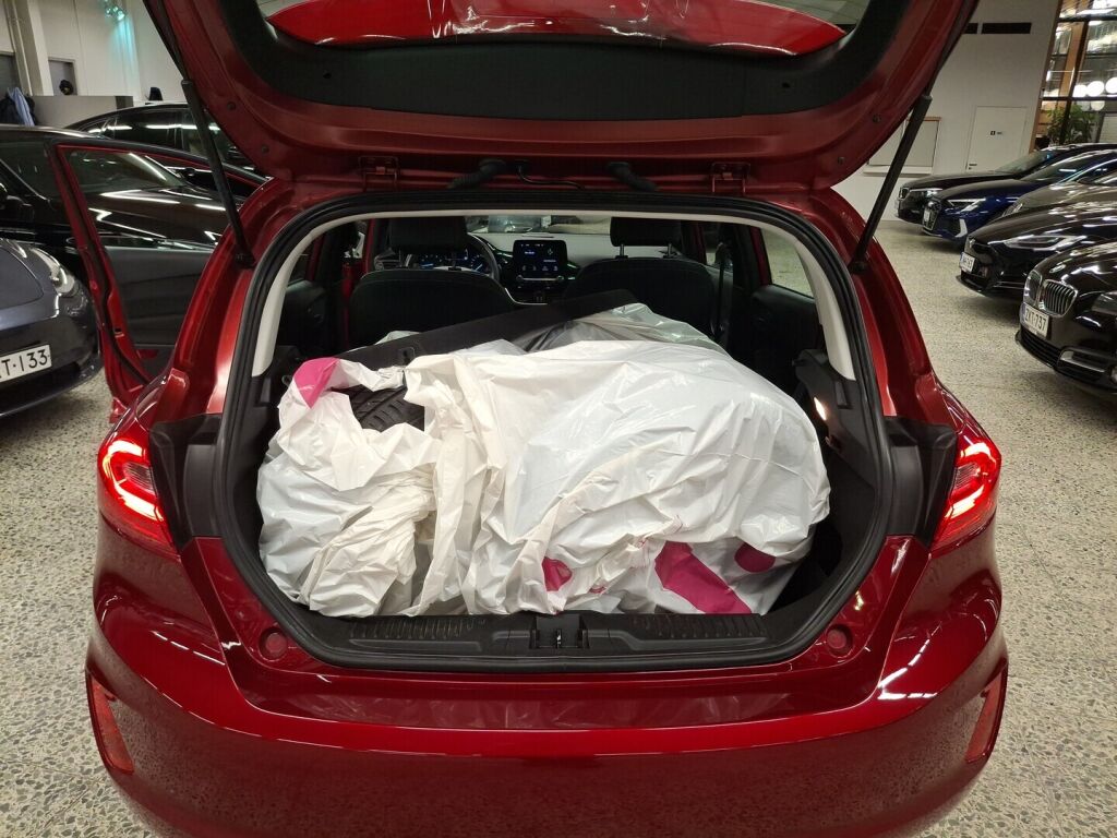 Ford Fiesta 2018 Punainen