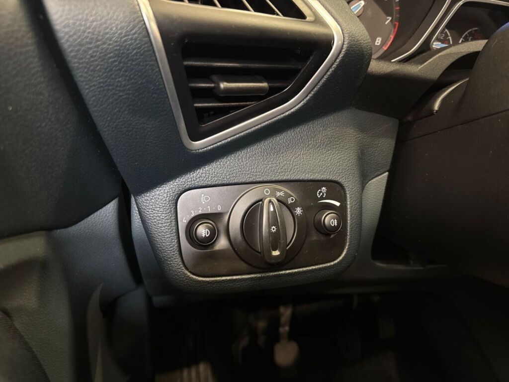 Ford Grand C-Max 2014 Ruskea (beige)