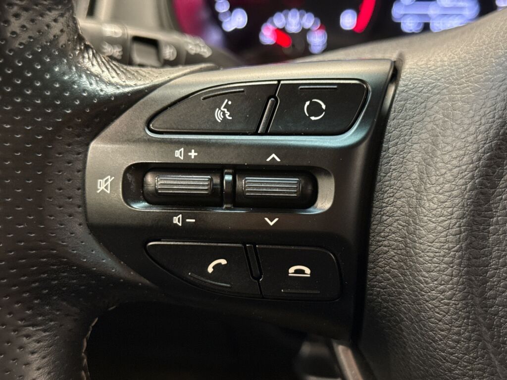 Kia Stonic 2018 Harmaa