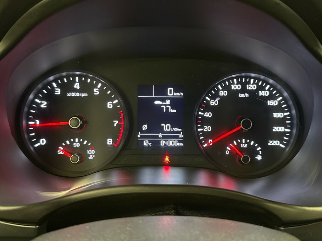 Kia Stonic 2018 Harmaa