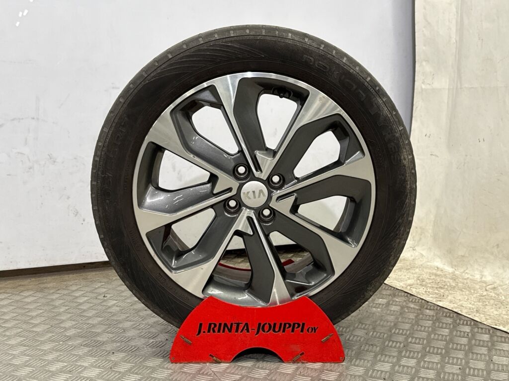 Kia Stonic 2018 Harmaa