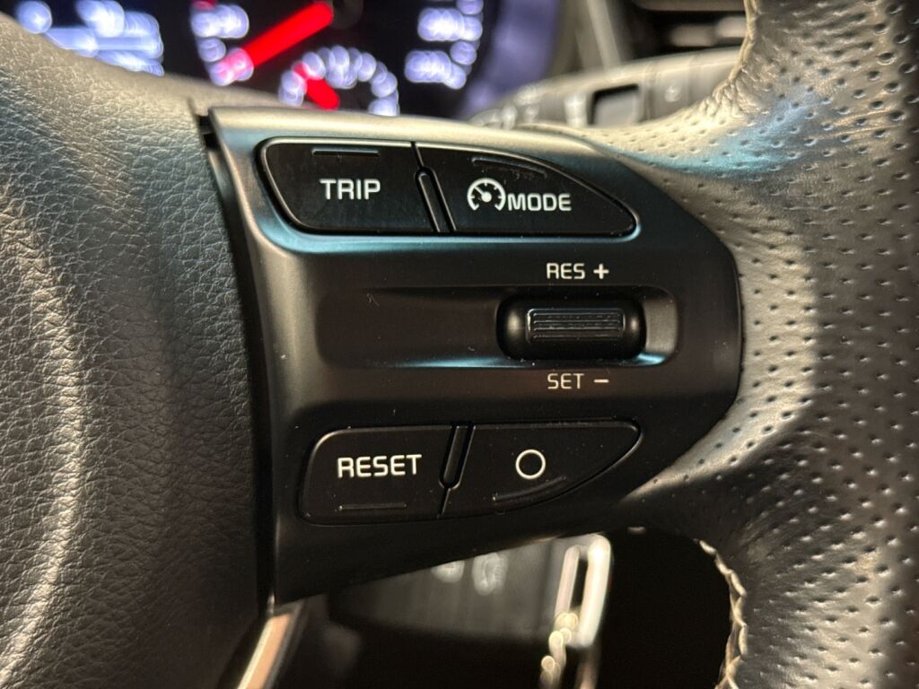 Kia Stonic 2018 Harmaa