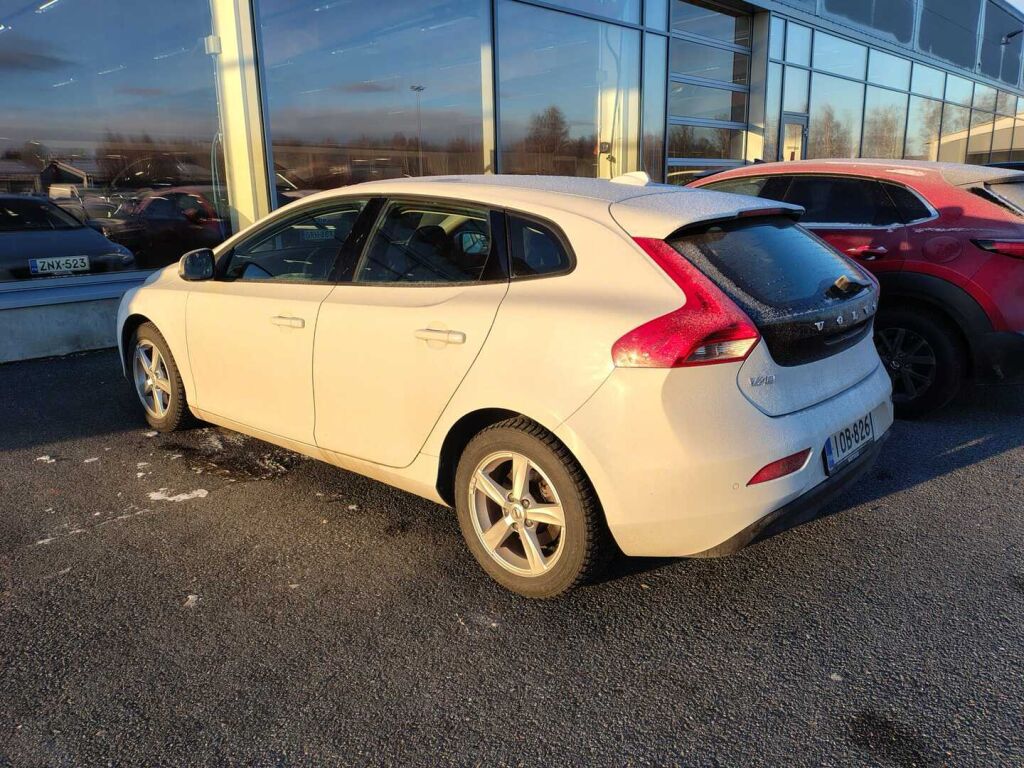 Volvo V40 2018 Valkoinen