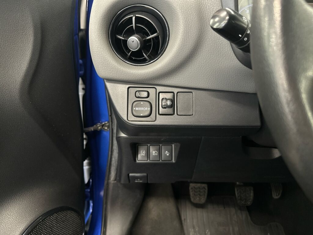 Toyota Yaris 2018 Sininen