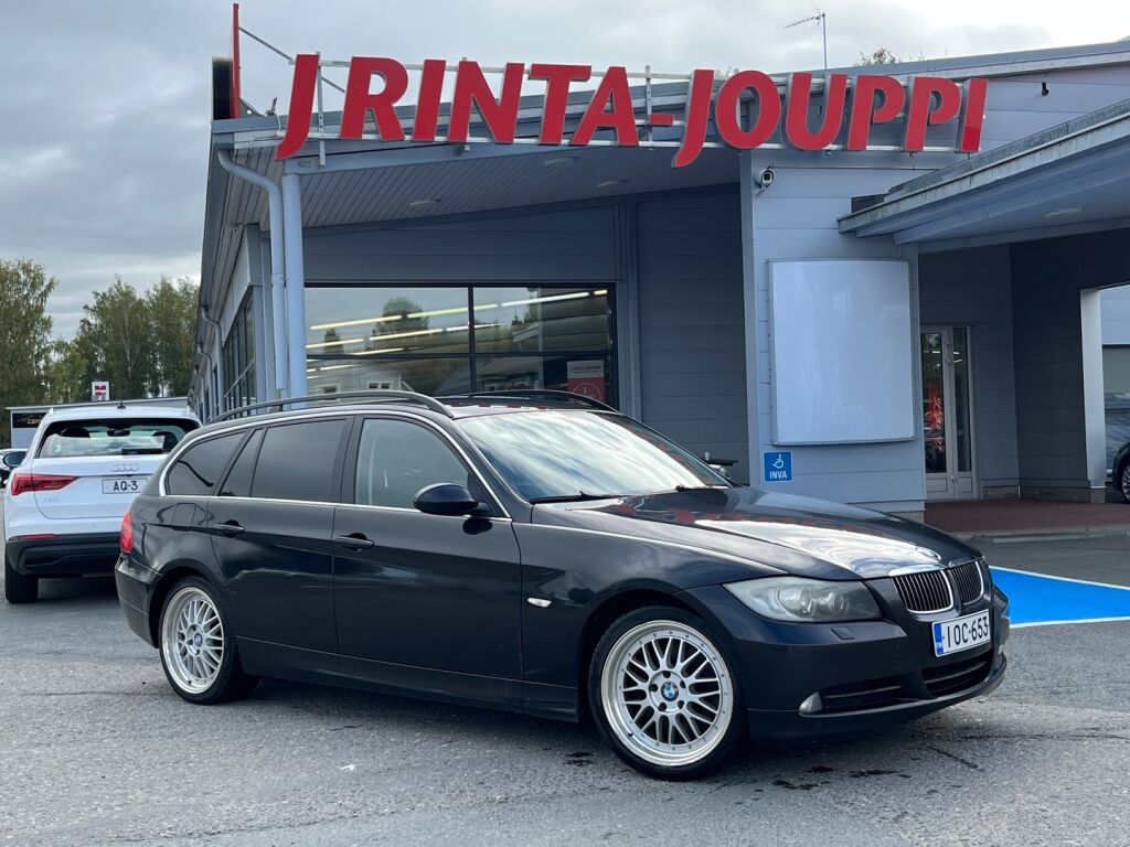 BMW 325 2006 Musta