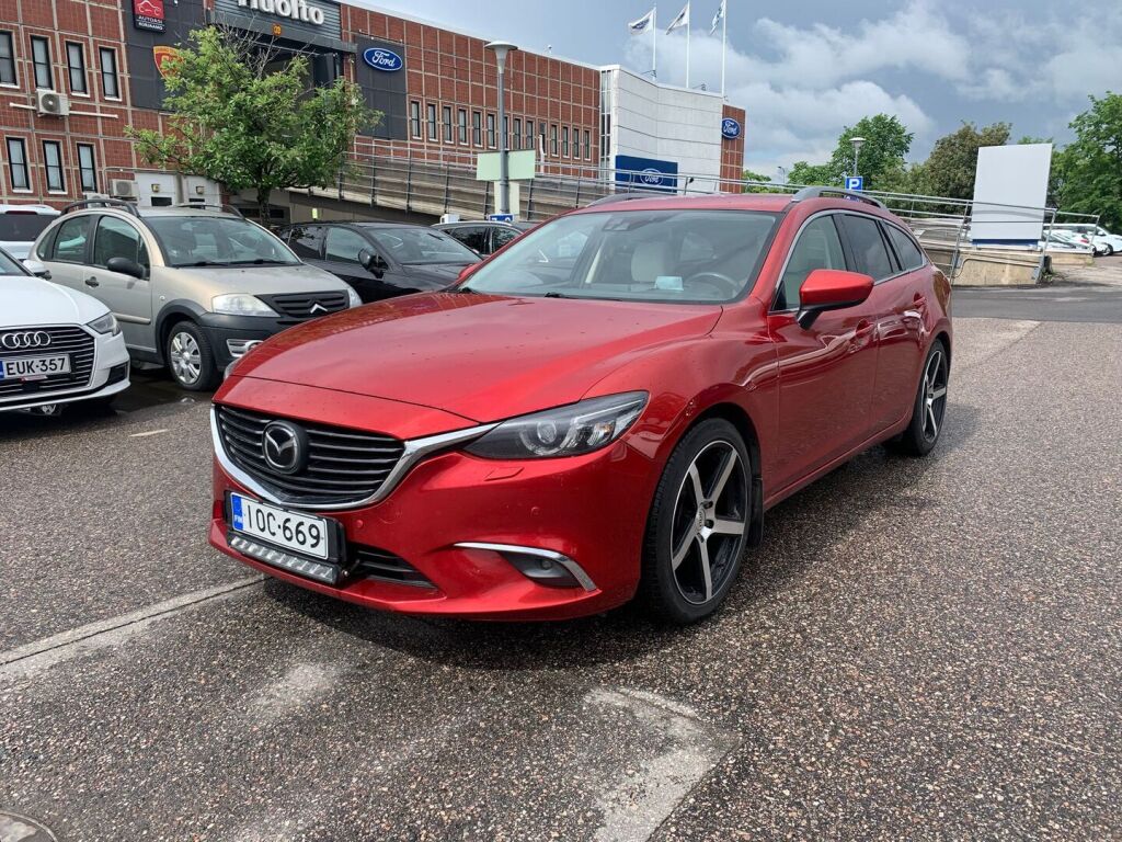 Mazda Mazda6 2015 Punainen