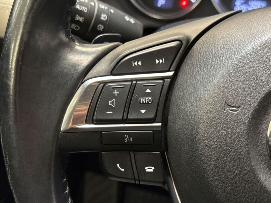 Mazda Mazda6 2015 Punainen