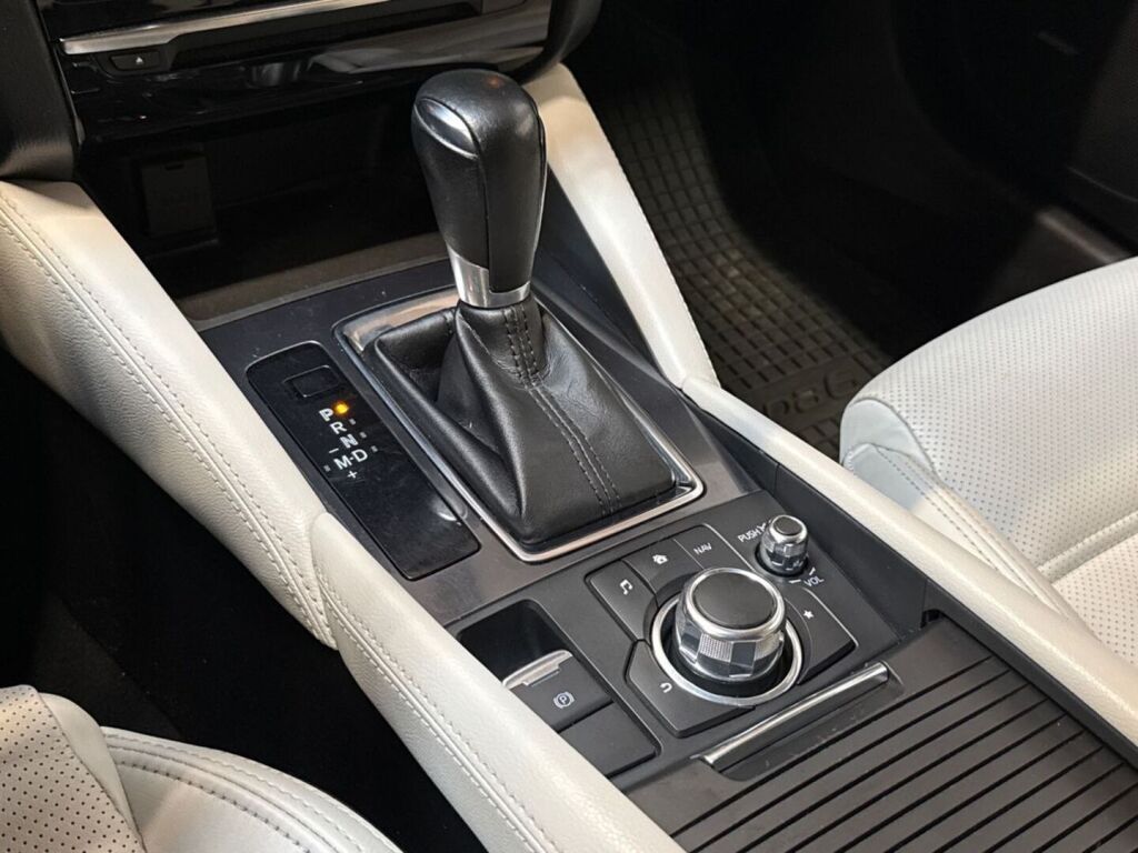 Mazda Mazda6 2015 Punainen