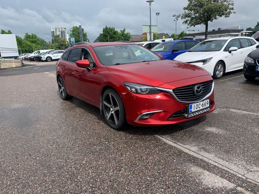 Mazda Mazda6 2015 Punainen