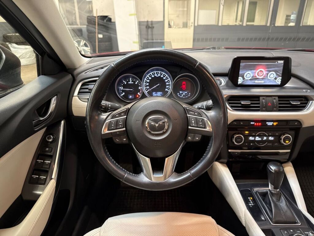 Mazda Mazda6 2015 Punainen