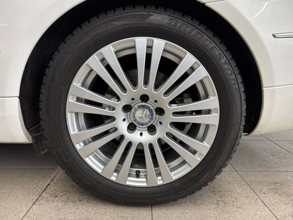 Mercedes-Benz E 2014 Valkoinen