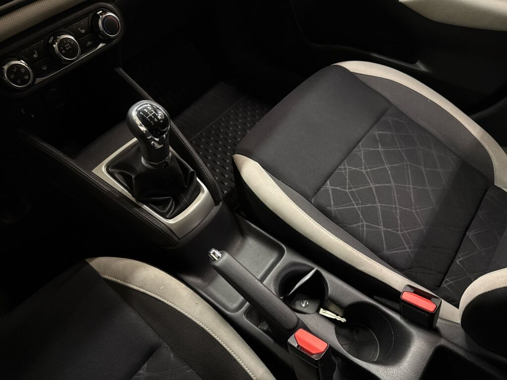 Nissan Micra 2018 Harmaa