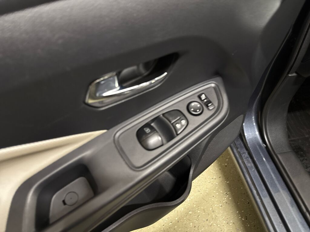 Nissan Micra 2018 Harmaa