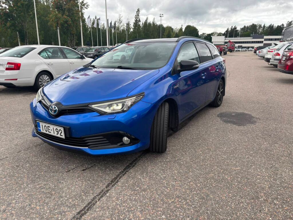 Toyota Auris 2018 Sininen