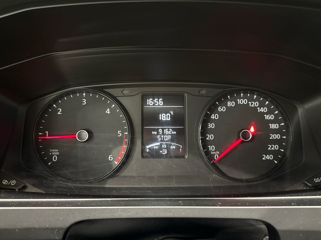 Volkswagen Transporter 2018 Valkoinen