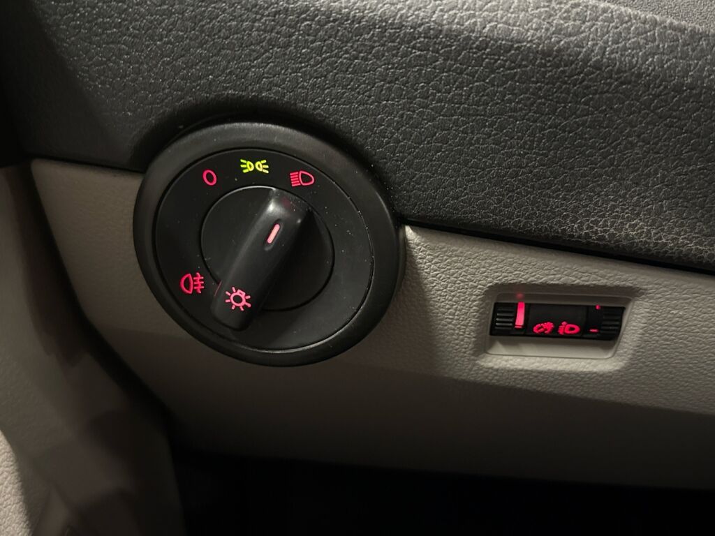 Volkswagen Transporter 2018 Valkoinen