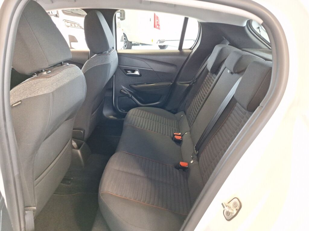 Peugeot 208 2020 Valkoinen