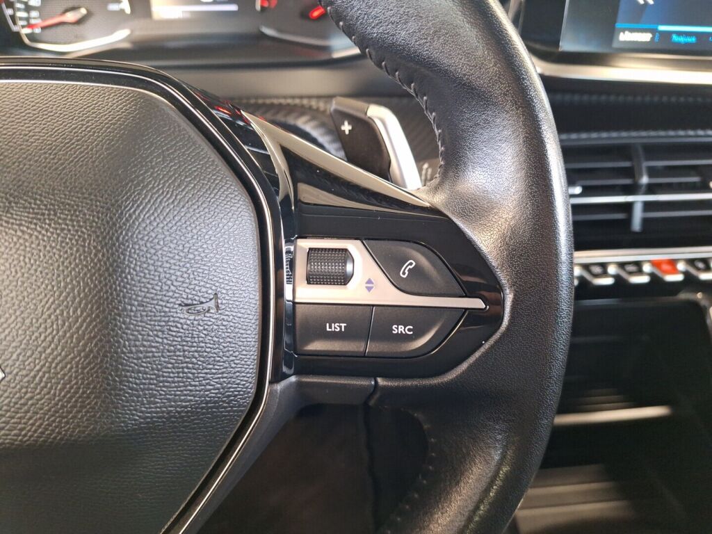 Peugeot 208 2020 Valkoinen