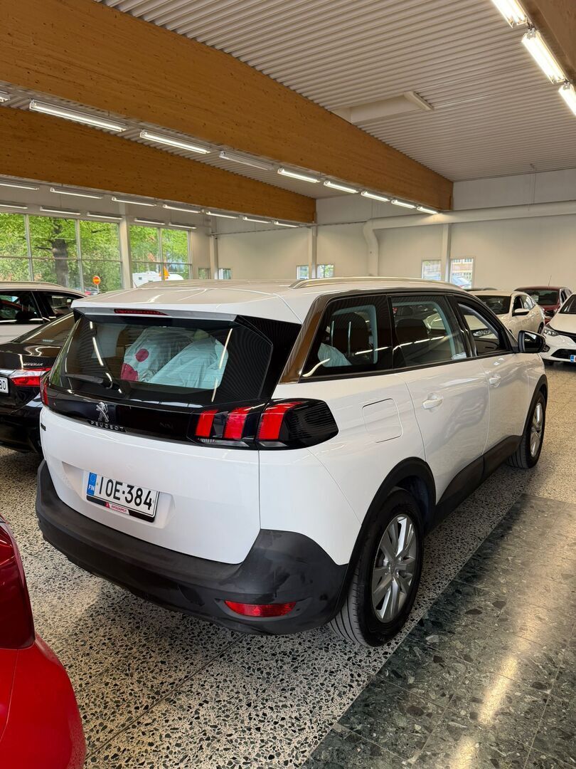 Peugeot 5008 2018 Valkoinen
