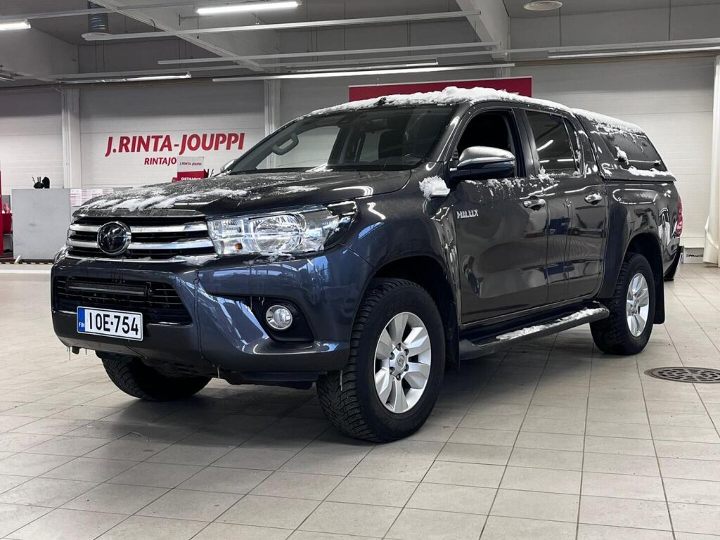 Toyota Hilux 2018 Met. Harmaa