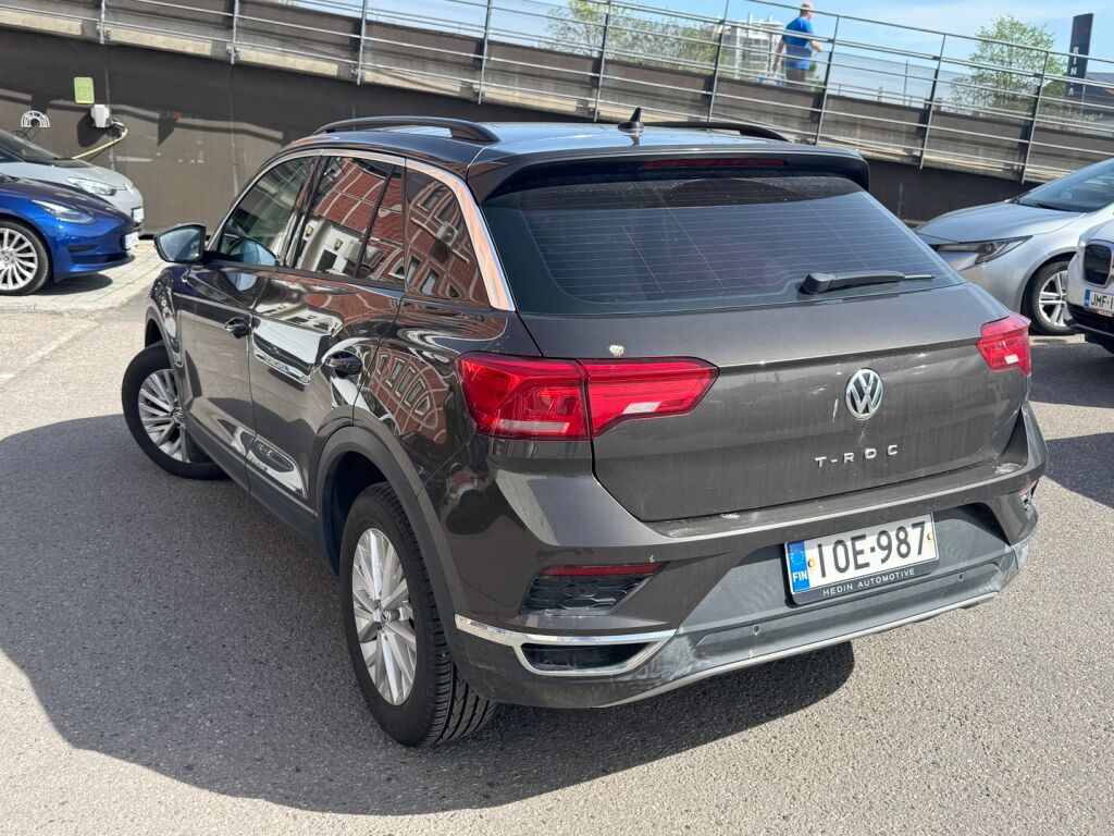 Volkswagen T-Roc 2018 Ruskea (beige)