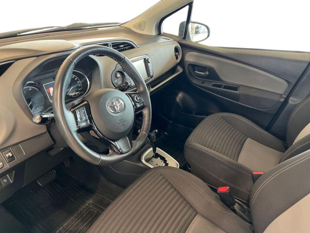 Toyota Yaris 2018 Valkoinen