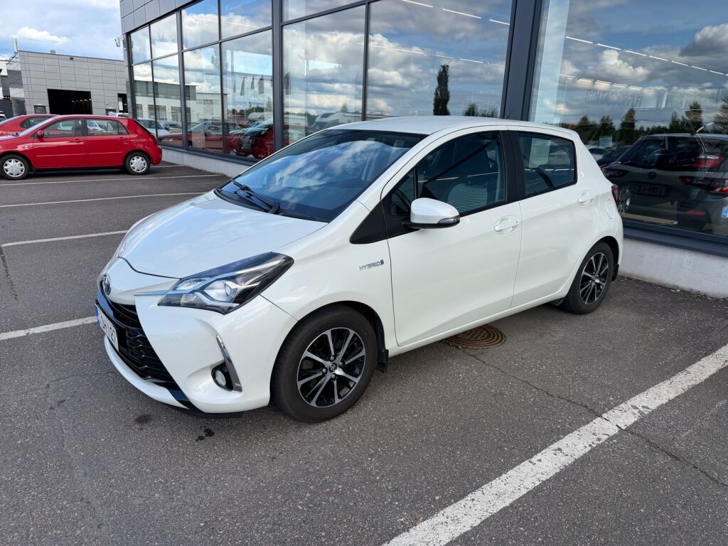 Toyota Yaris 2018 Valkoinen